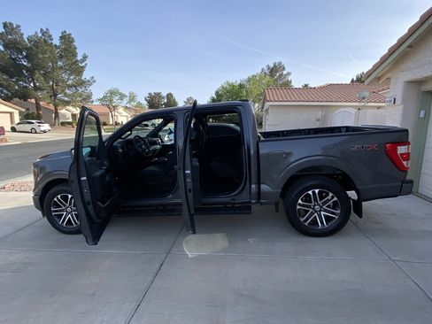 Used 2023 Ford F150 XL w/ STX Appearance Package image 5