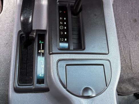 Used 1998 Jeep Cherokee Sport AWD/4WD image 30