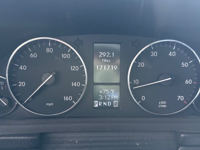 Used 2005 Mercedes-Benz C 230 Sedan image 11