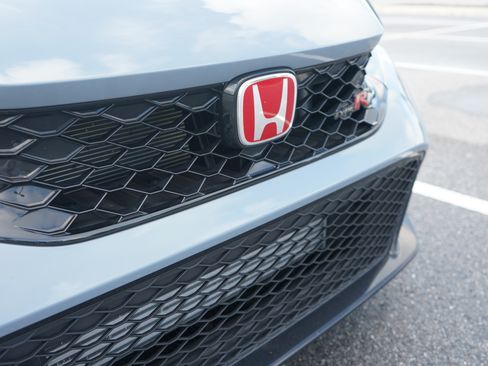 Used 2025 Honda Civic Type R image 4
