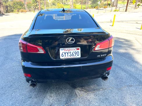 Used 2012 Lexus IS 350 w/ F-Sport Pkg RWD image 5