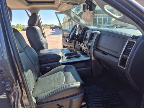 Used 2018 RAM 1500 Sport w/ Convenience Group AWD/4WD image 8
