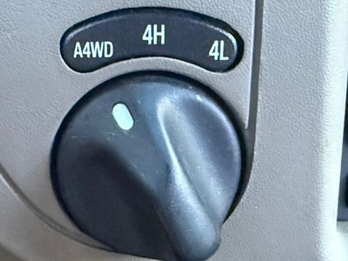Used 2000 Ford Expedition Eddie Bauer AWD/4WD image 17