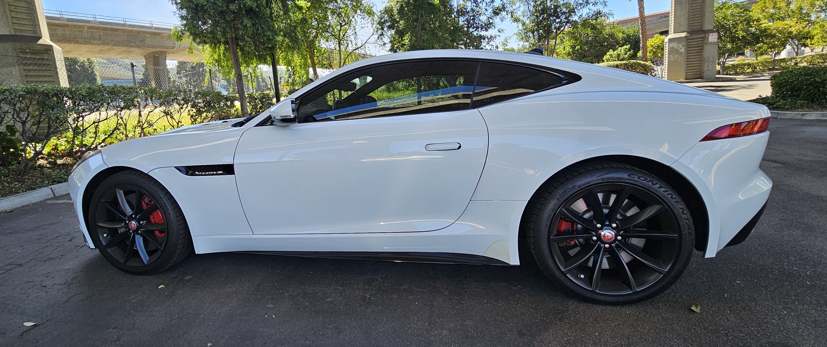 Used 2017 Jaguar F-TYPE S RWD image 1