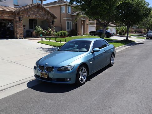 Used 2008 BMW 328i Convertible image 6