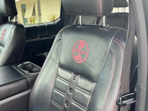 Used 2019 Ford F150 Lariat w/ Equipment Group 502A Luxury image 8