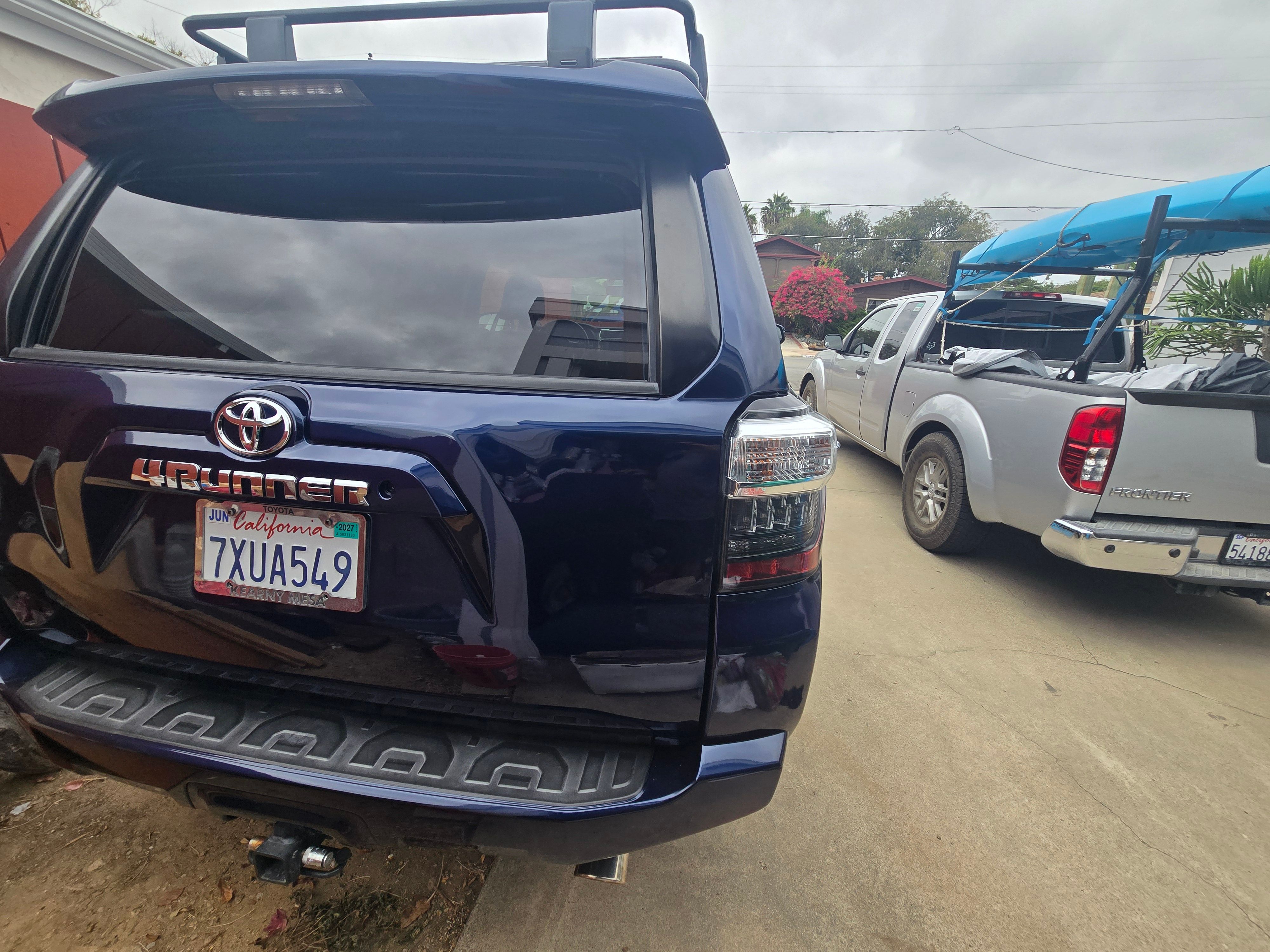 Used 2017 Toyota 4Runner SR5 RWD image 4
