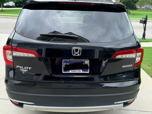 Used 2019 Honda Pilot Touring image 5
