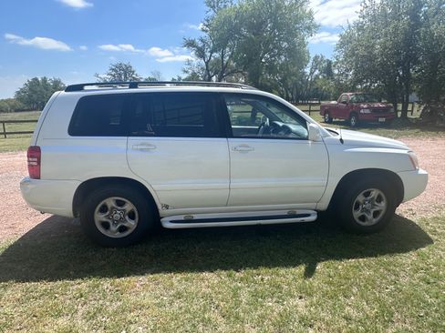 Used 2003 Toyota Highlander Limited image 11