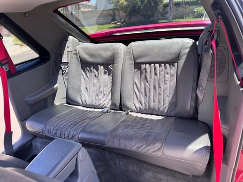 Used 1992 Ford Mustang GT RWD image 14