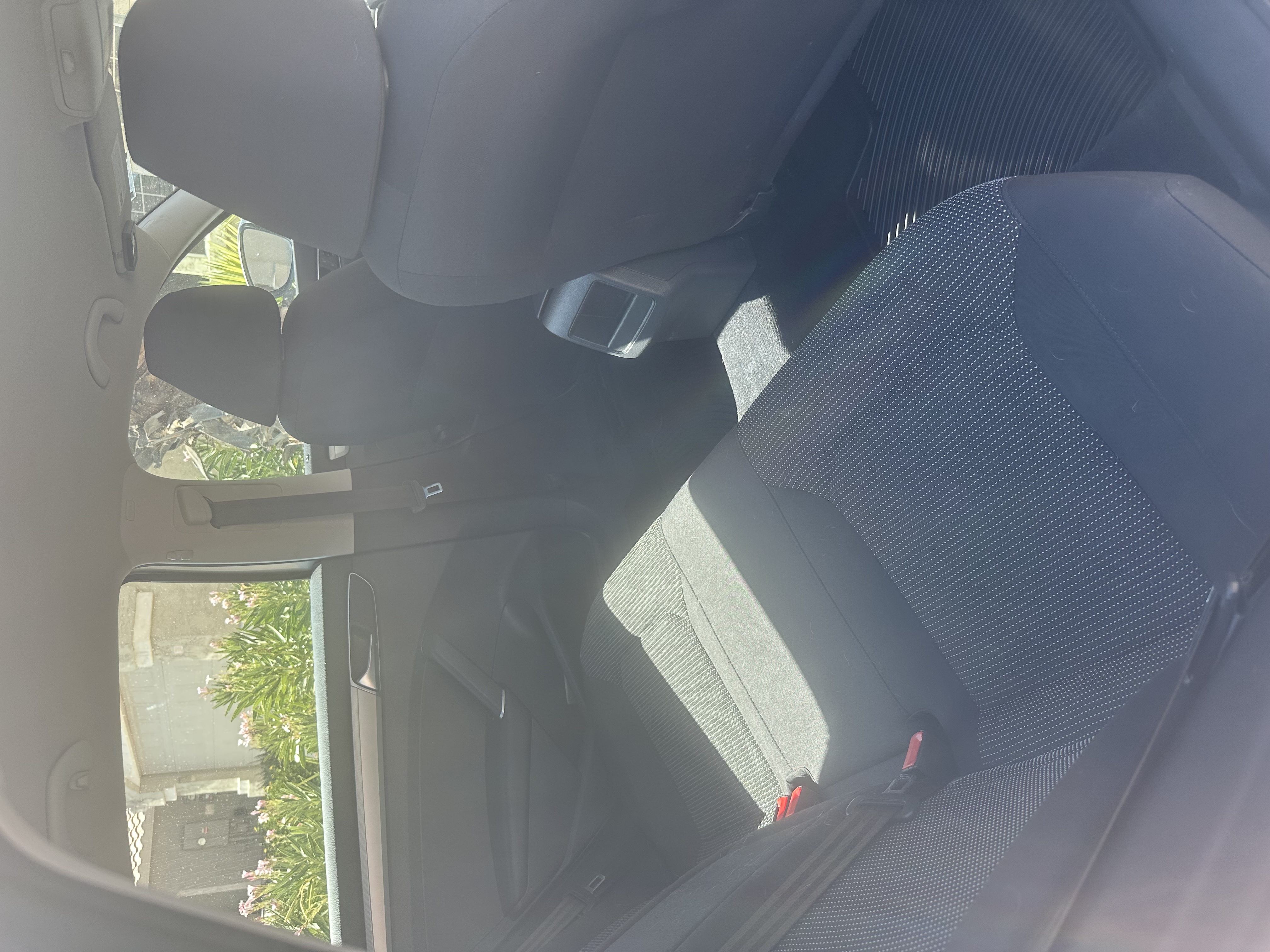 Used 2018 Volkswagen Passat 2.0T S FWD image 8