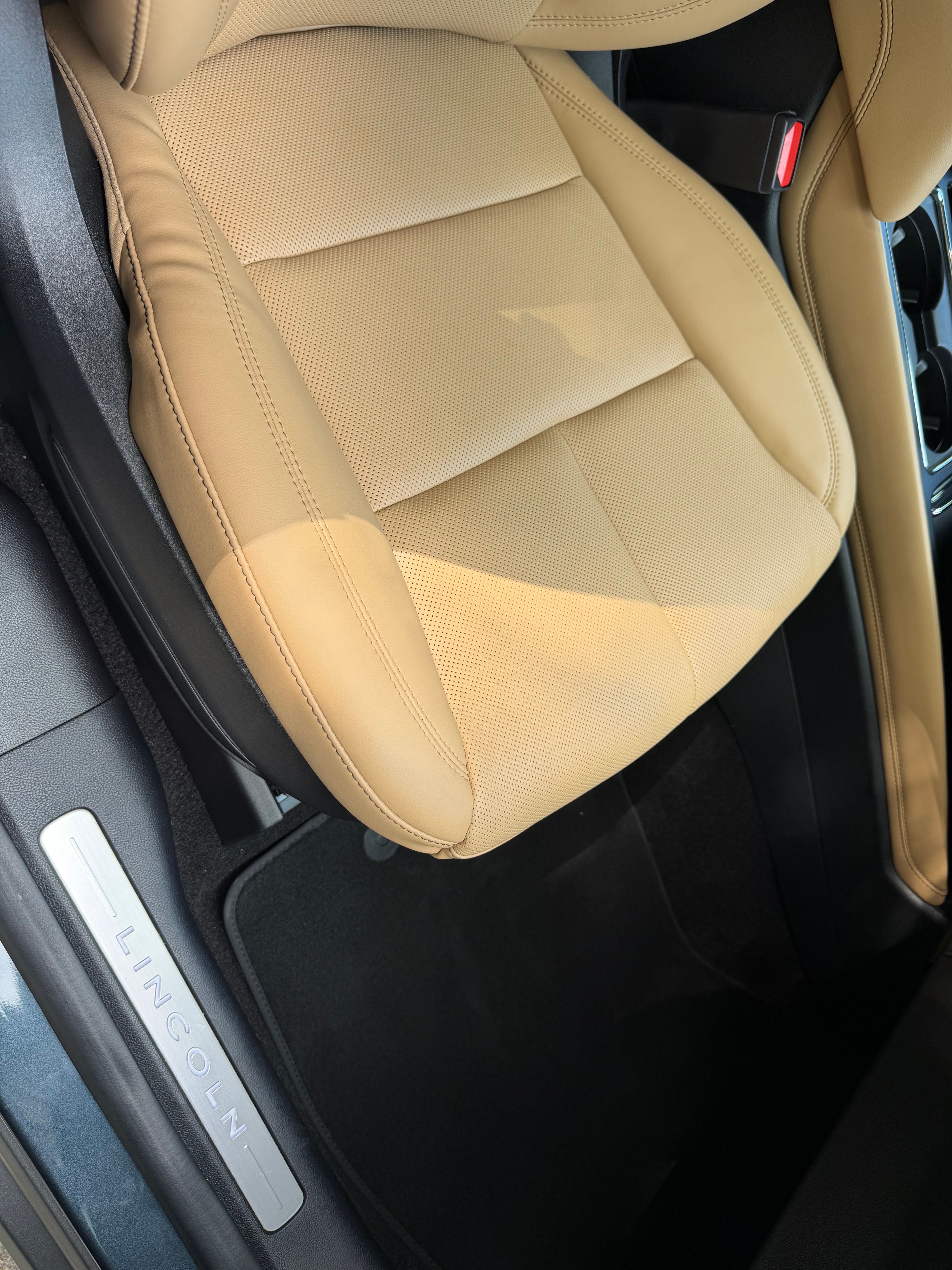 Used 2022 Lincoln Corsair Grand Touring AWD/4WD image 8
