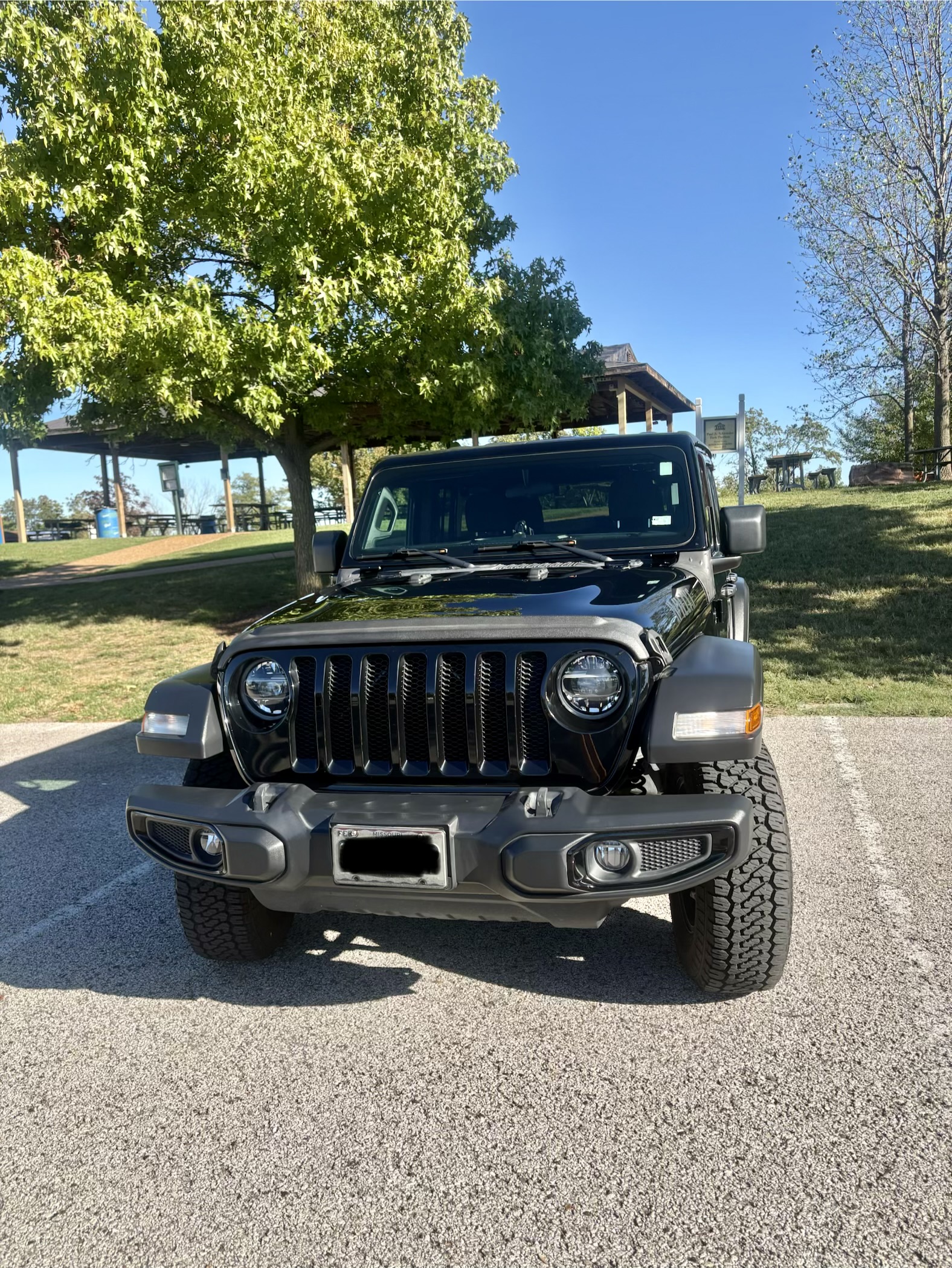 Used 2020 Jeep Wrangler Unlimited Sport AWD/4WD image 2