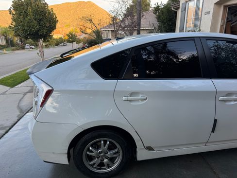 Used 2010 Toyota Prius Two image 11