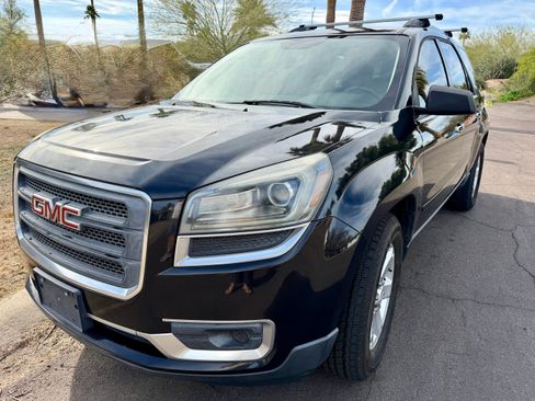 Used 2013 GMC Acadia SLE image 1