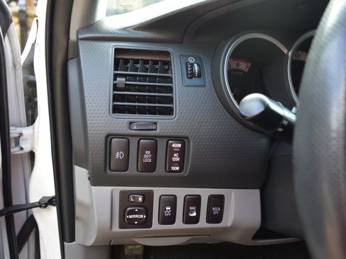 Used 2012 Toyota Tacoma 4x4 Double Cab image 15