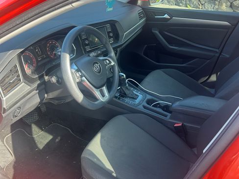 Used 2019 Volkswagen Jetta S w/ Driver Assistance Package FWD image 8