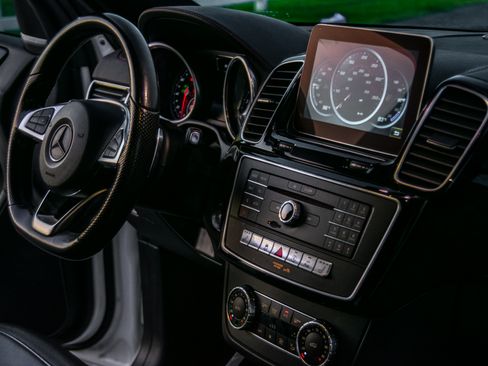 Used 2016 Mercedes-Benz GLE 450 4MATIC Coupe image 4