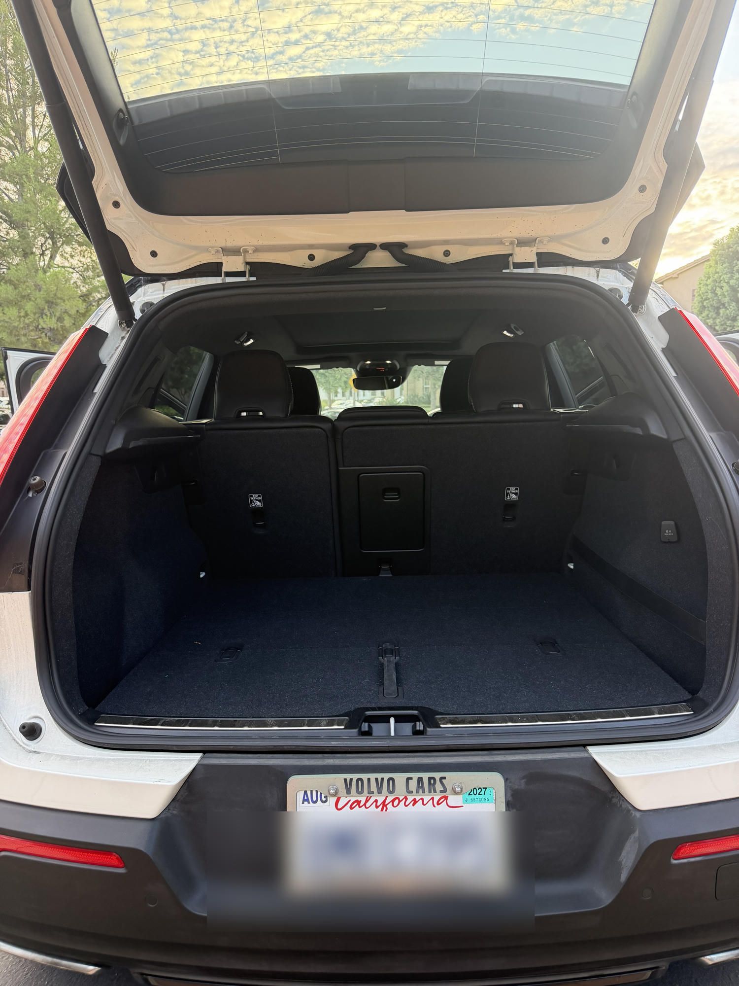 Used 2020 Volvo XC40 T5 R-Design AWD/4WD image 10