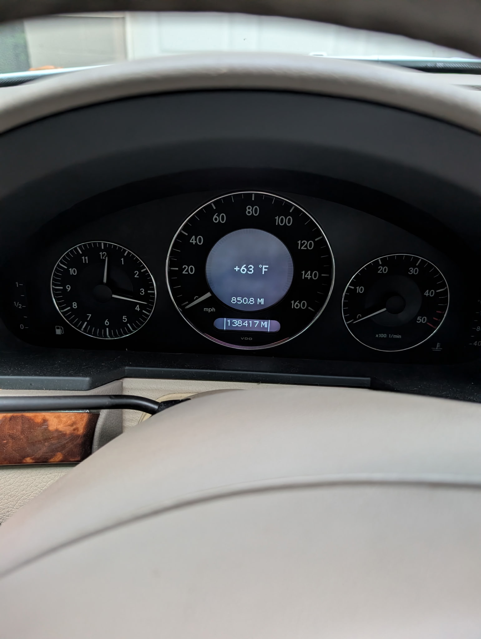 Used 2006 Mercedes-Benz E 320 CDI Sedan image 11