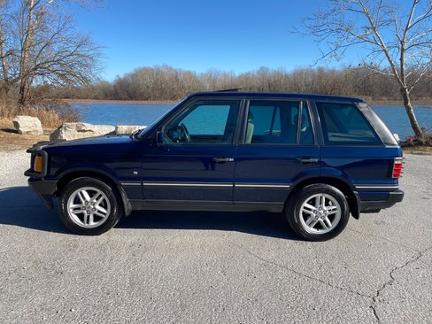 Used 2001 Land Rover Range Rover HSE image 2