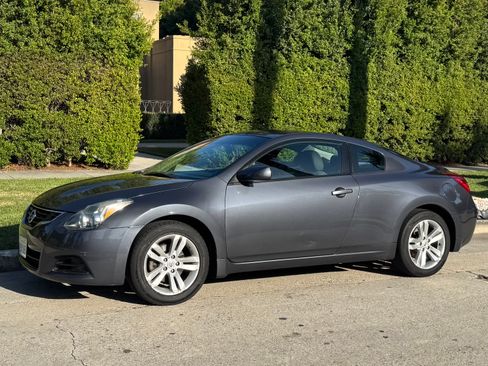 Used 2012 Nissan Altima 2.5 S w/ Convenience Pkg FWD image 1
