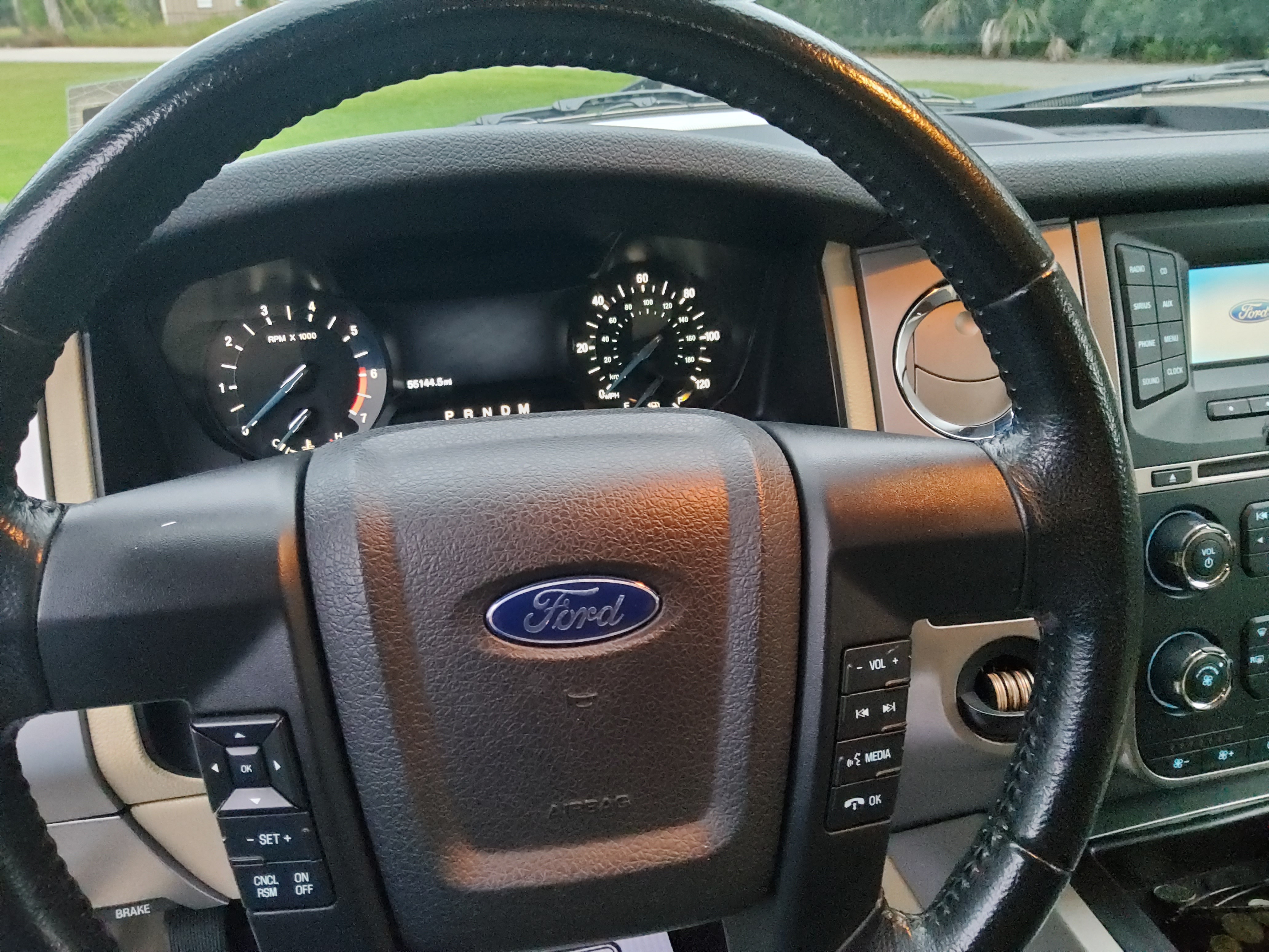 Used 2017 Ford Expedition XLT w/ Equipment Group 201A RWD image 16