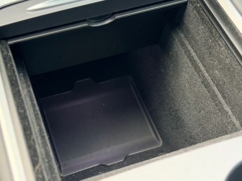 Used 2022 Tesla Model 3 Long Range image 16