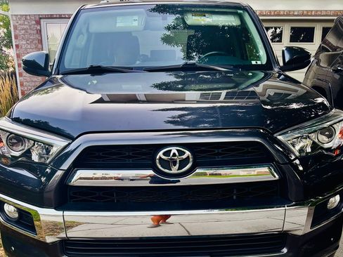 Used 2017 Toyota 4Runner Limited AWD/4WD image 15