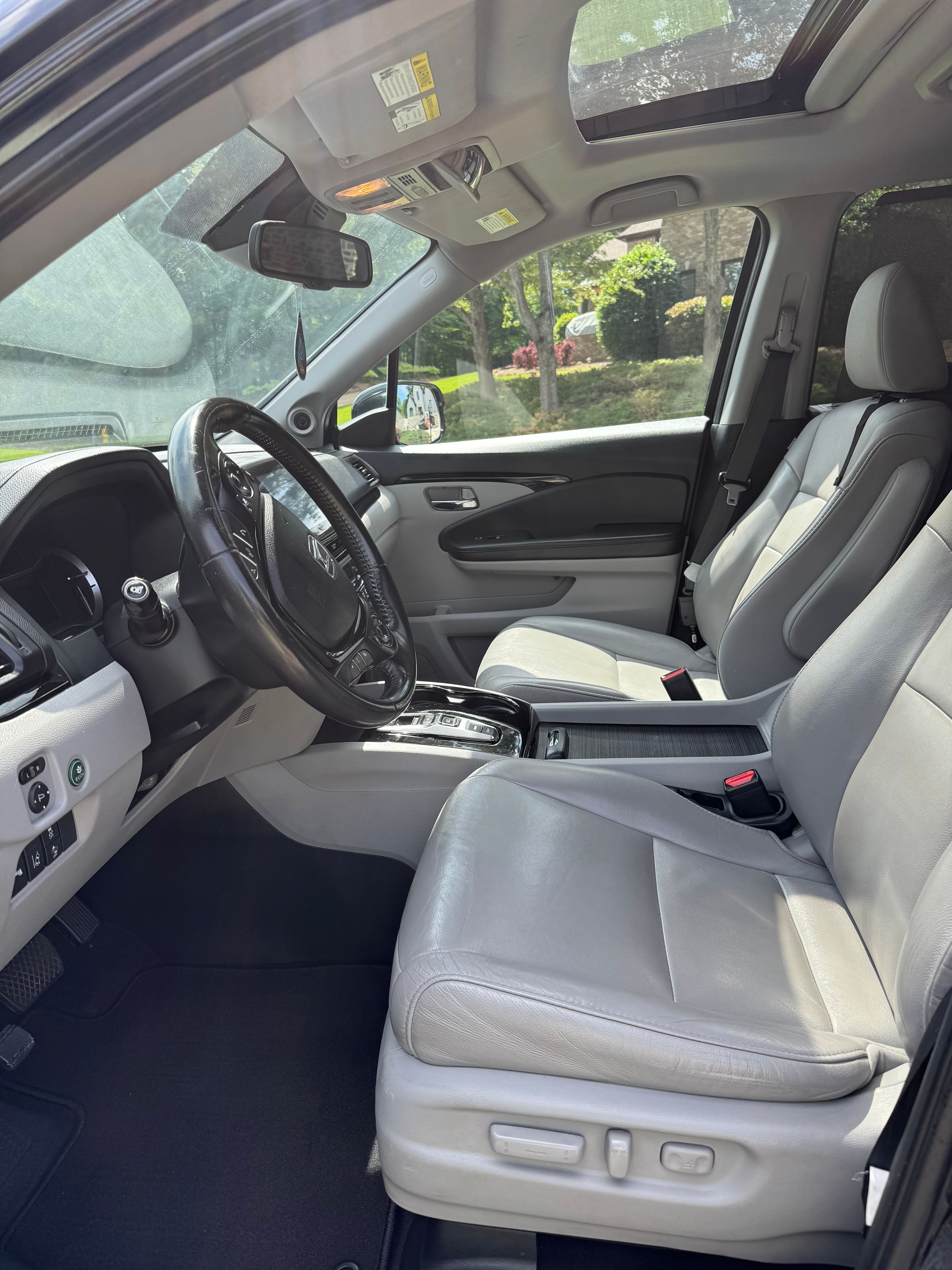 Used 2018 Honda Pilot Touring image 18
