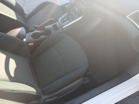 Used 2017 Nissan Sentra S image 14