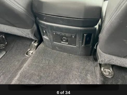 Used 2016 RAM 1500 Laramie w/ Convenience Group image 12