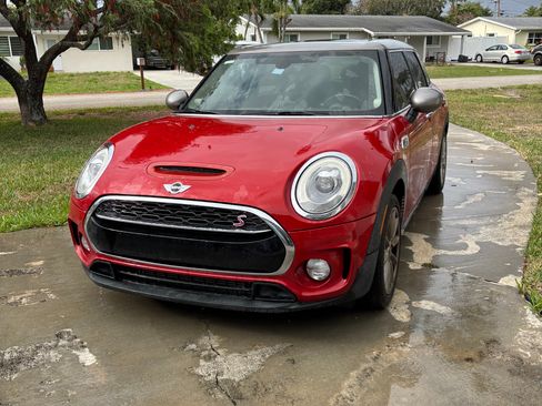 Used 2017 MINI Cooper Clubman S image 5