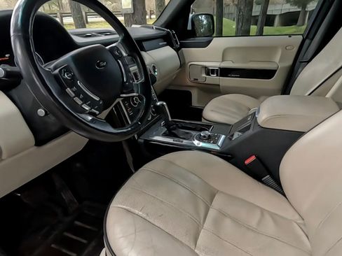 Used 2012 Land Rover Range Rover HSE LUX image 4