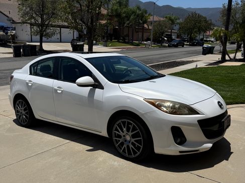 Used 2012 MAZDA MAZDA3 s Grand Touring FWD image 1