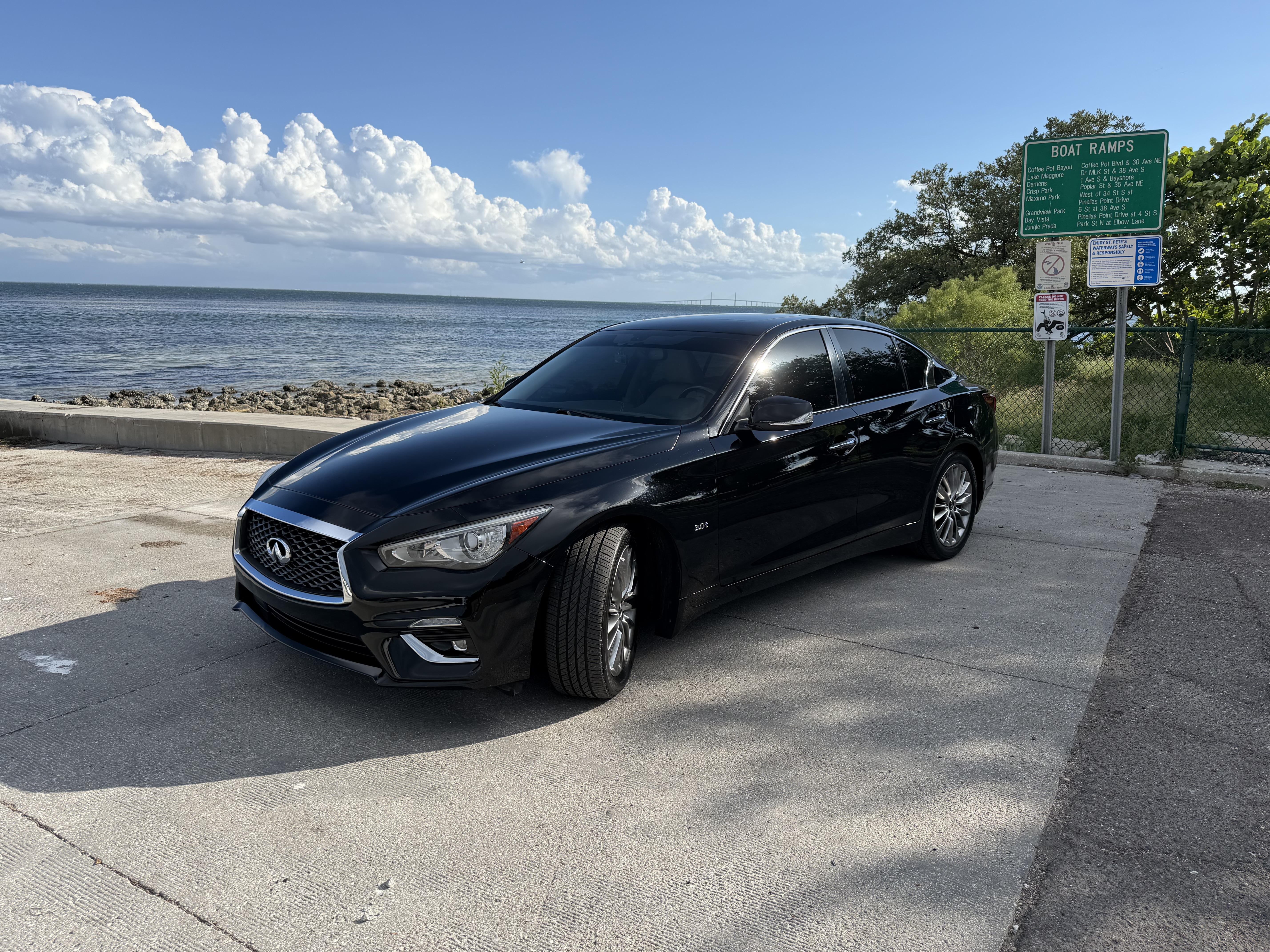 Used 2020 INFINITI Q50 Luxe RWD image 1