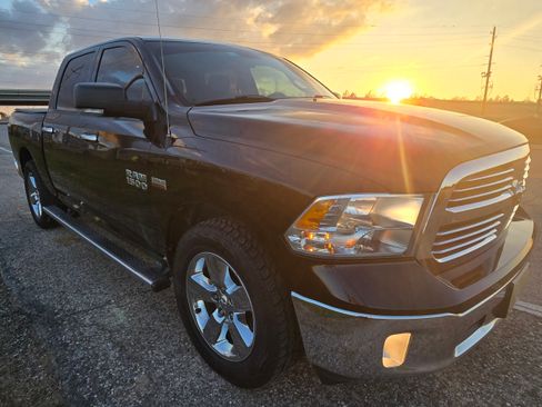 Used 2014 RAM 1500 Lone Star image 2