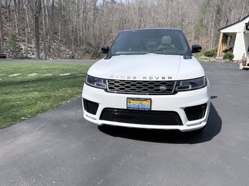 Used 2020 Land Rover Range Rover Sport HSE Dynamic AWD/4WD image 6