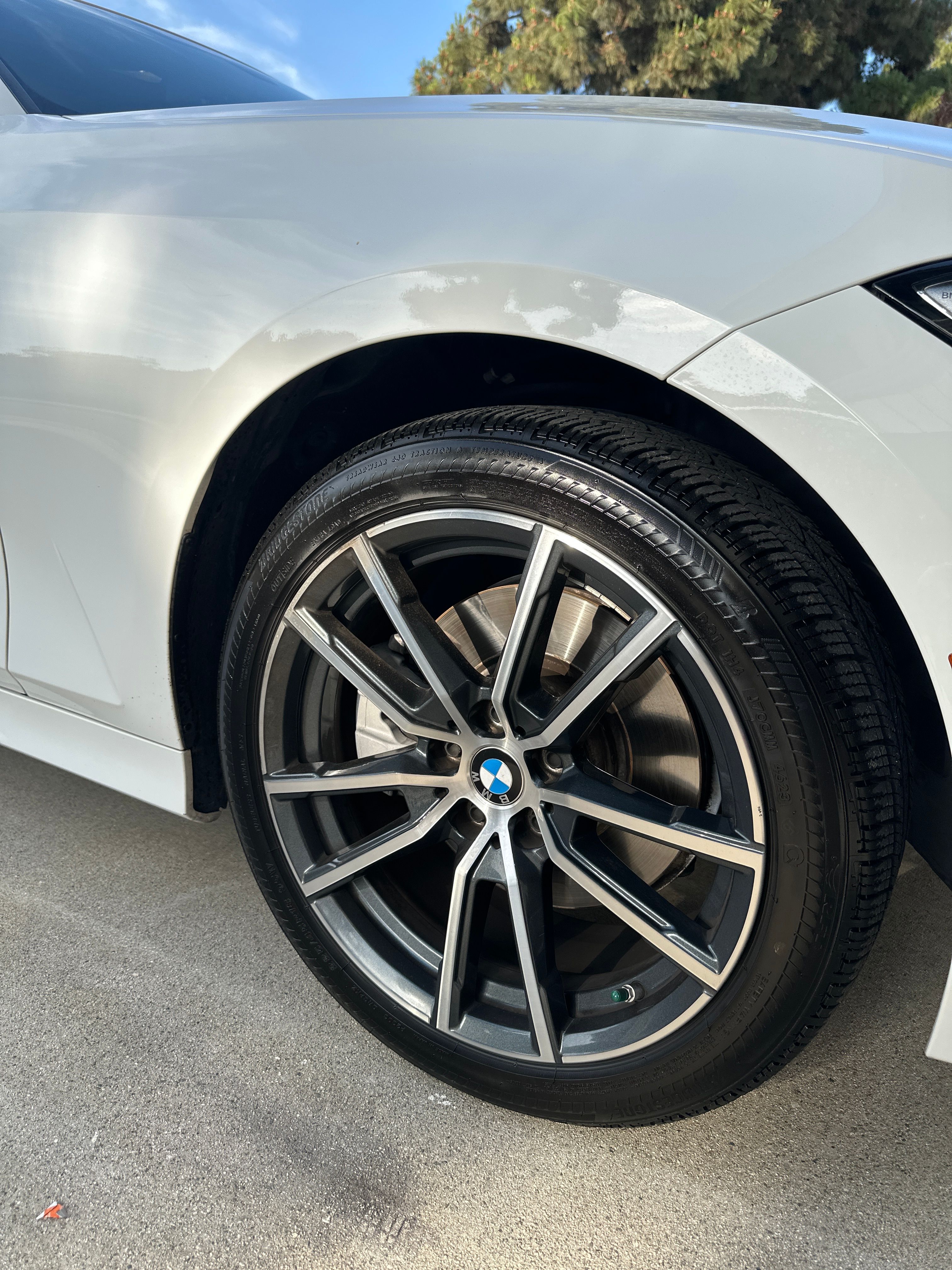 Used 2019 BMW 330i Sedan w/ Premium Package RWD image 4
