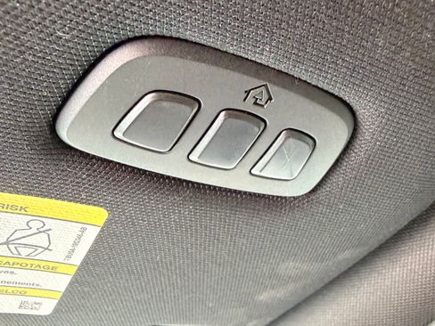 Used 2019 Ford F150 Platinum w/ Equipment Group 701A Luxury image 30