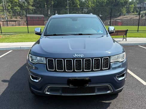 Used 2020 Jeep Grand Cherokee Limited AWD/4WD image 6