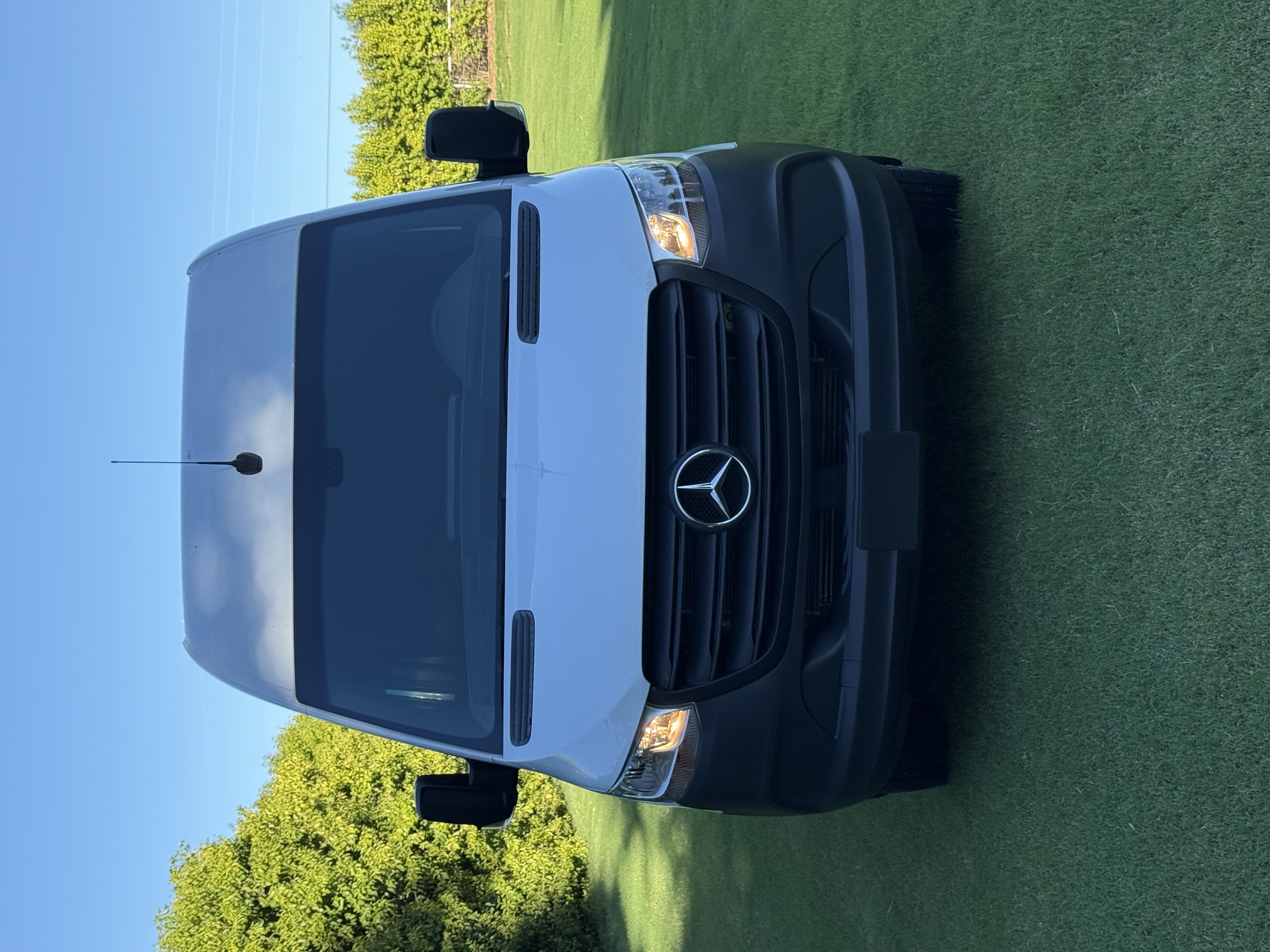 Used 2022 Mercedes-Benz Sprinter 3500 image 10