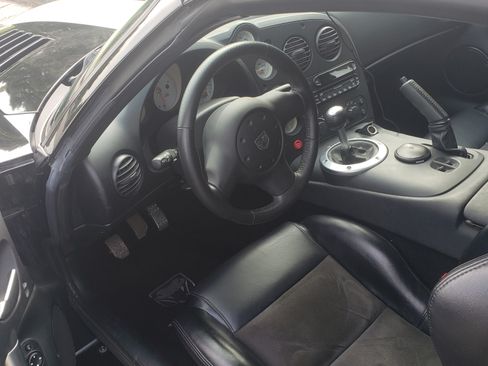 Used 2006 Dodge Viper SRT-10 RWD image 9