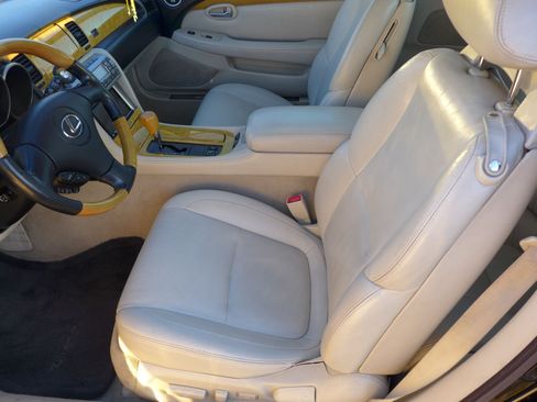 Used 2003 Lexus SC 430 Convertible image 11