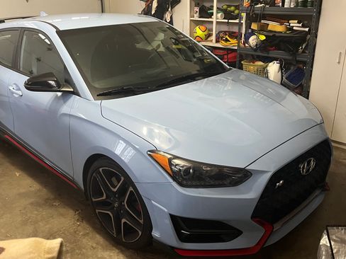 Used 2020 Hyundai Veloster N w/ Performance Package image 2