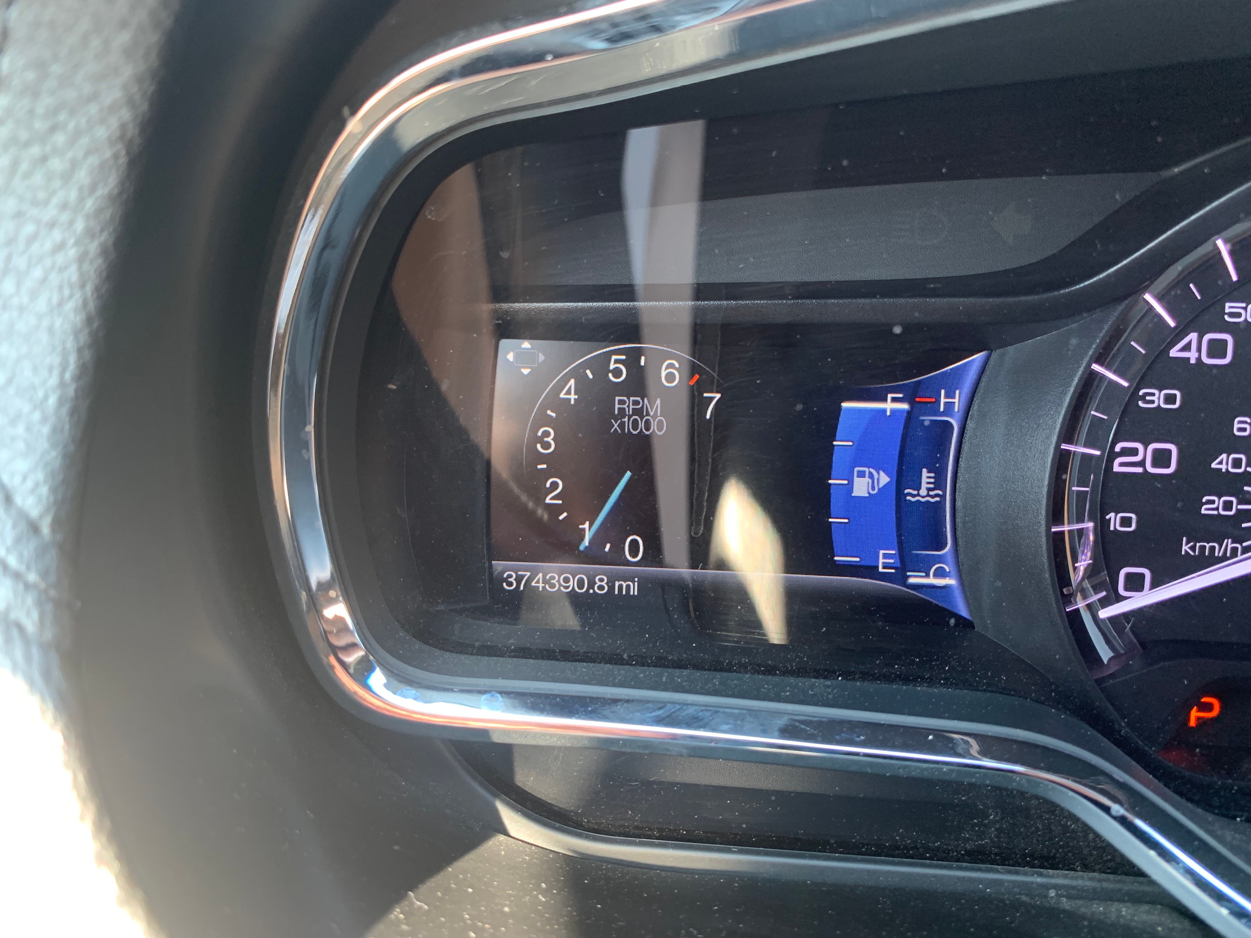Used 2018 Lincoln MKT AWD image 12