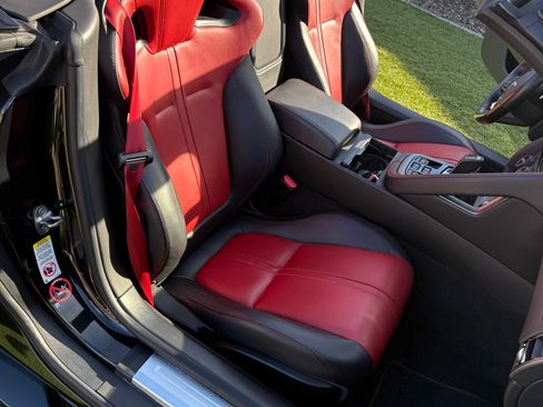 Used 2017 Jaguar F-TYPE R image 12