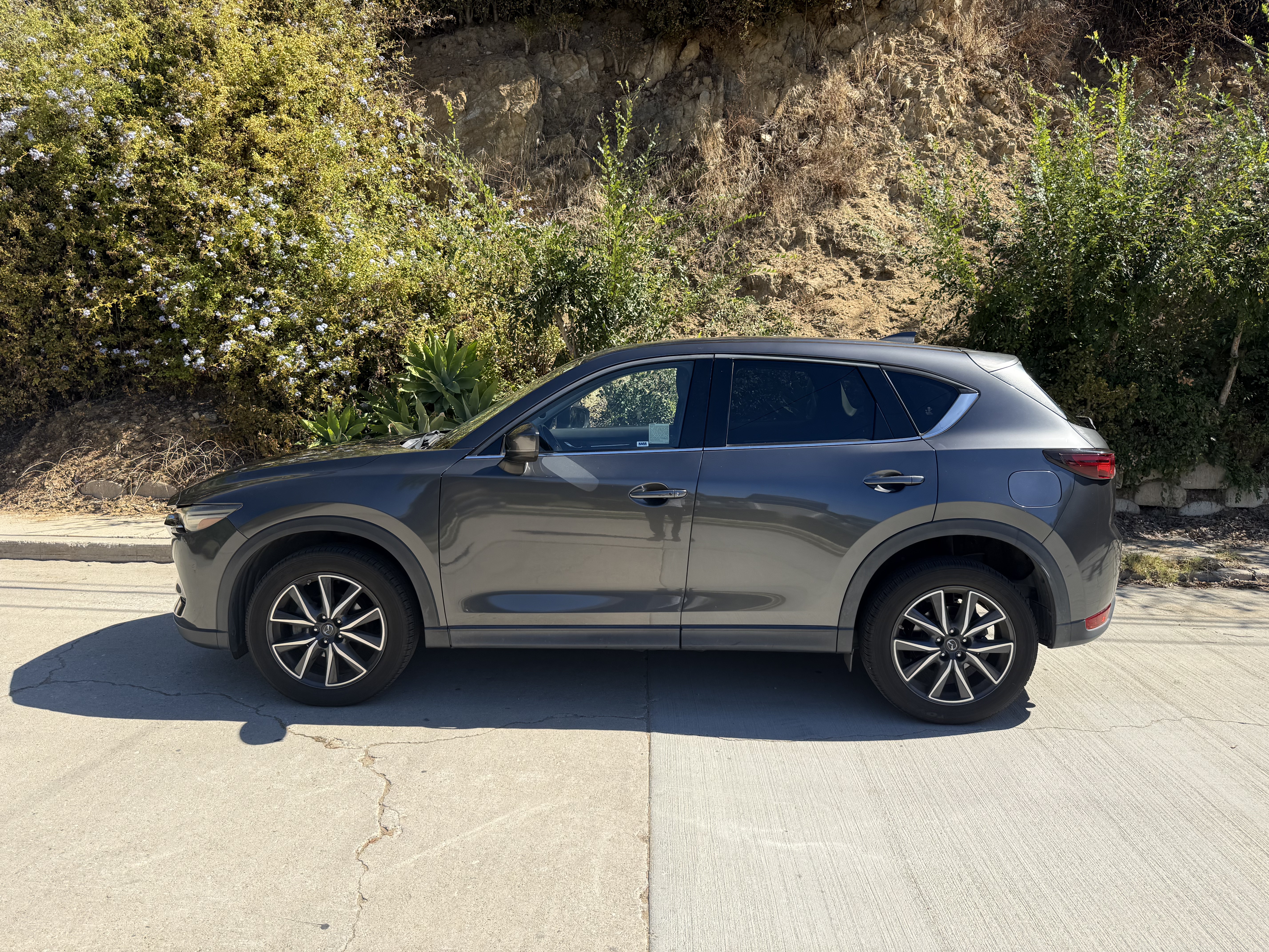 Used 2018 MAZDA CX-5 Grand Touring FWD image 1