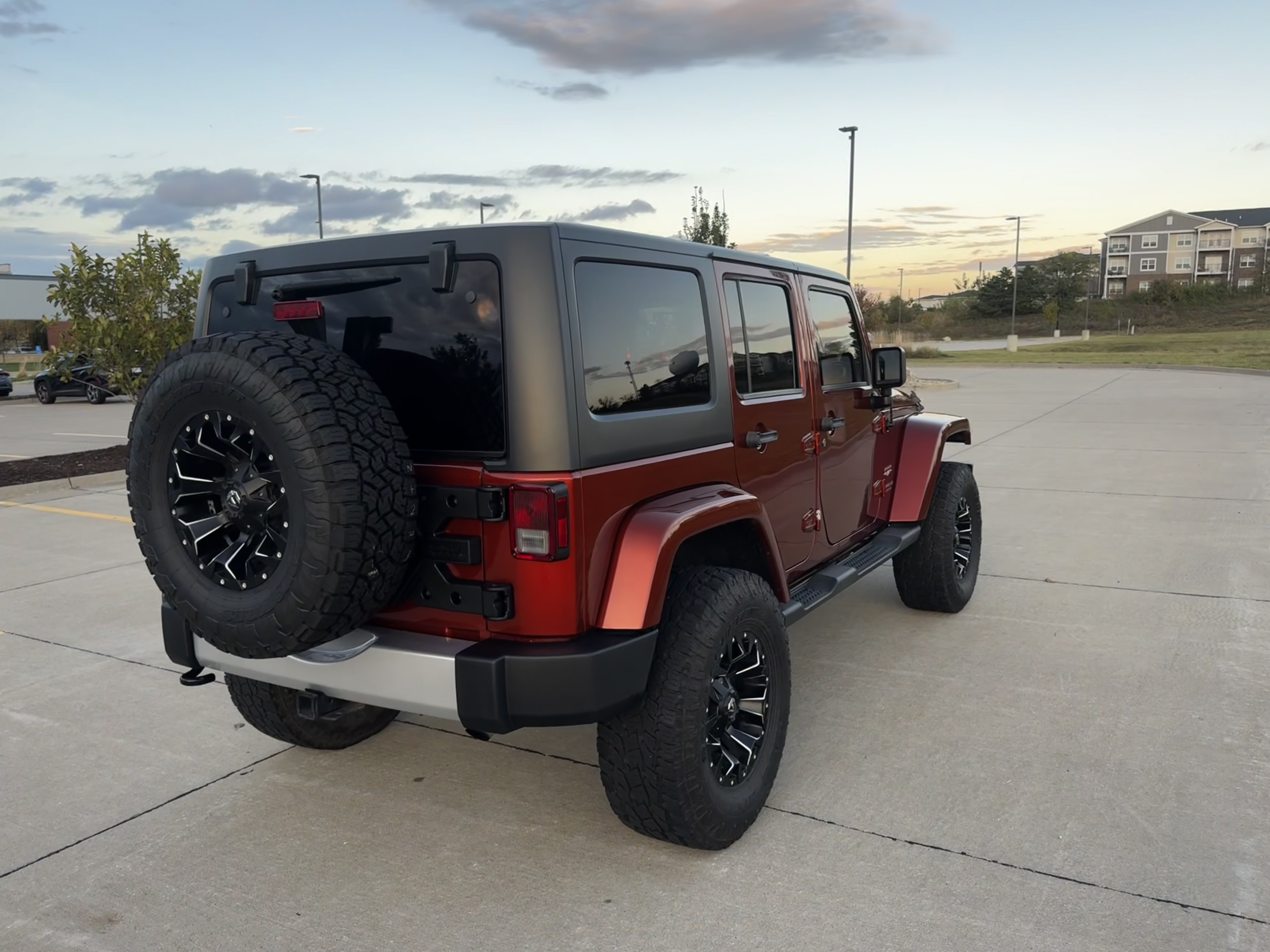 Used 2014 Jeep Wrangler Unlimited Sahara w/ Trailer Tow Group AWD/4WD image 12