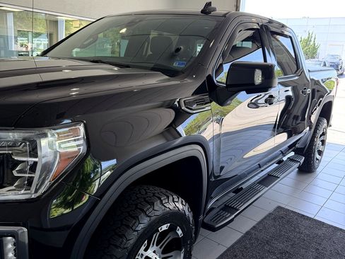 Used 2020 GMC Sierra 1500 AT4 w/ AT4 Premium Package AWD/4WD image 9